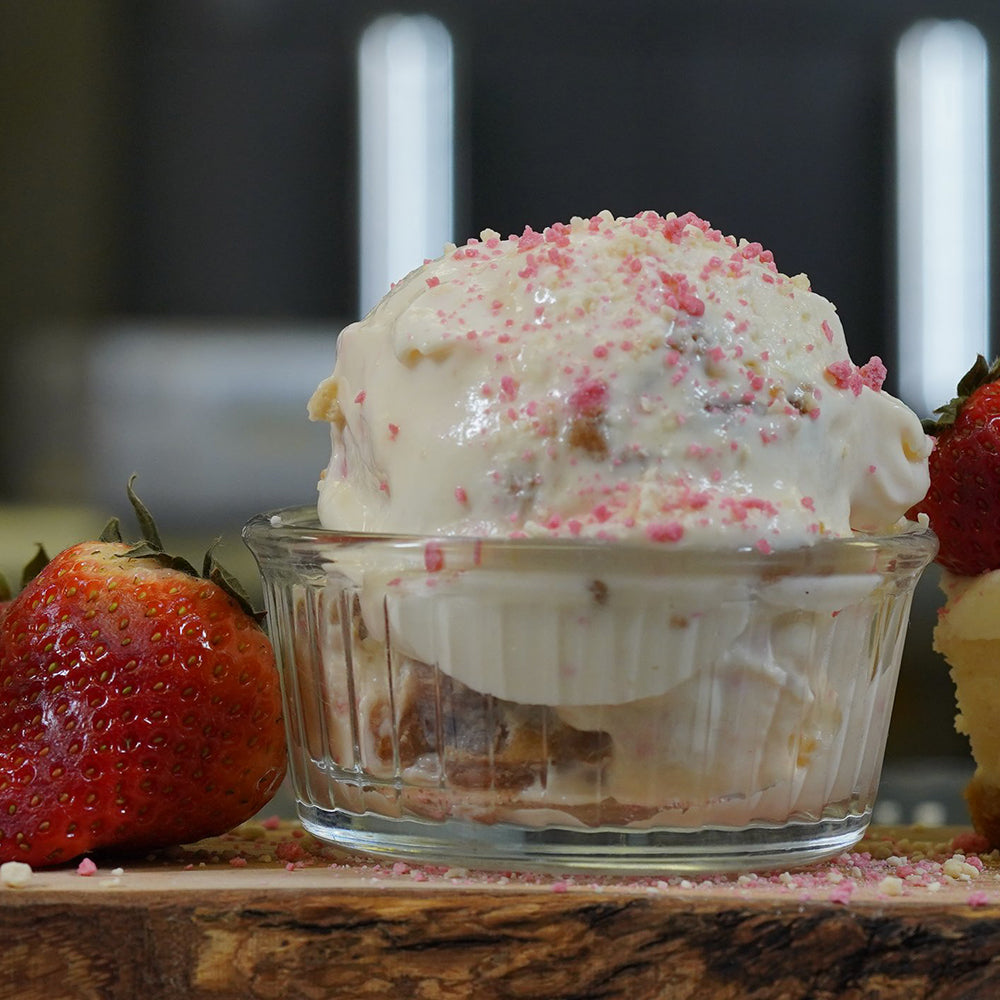 Strawberry Crumble Cheesecake Ice Cream