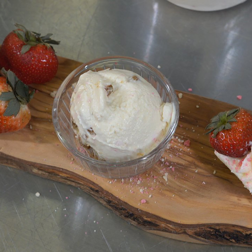 Strawberry Crumble Cheesecake Ice Cream