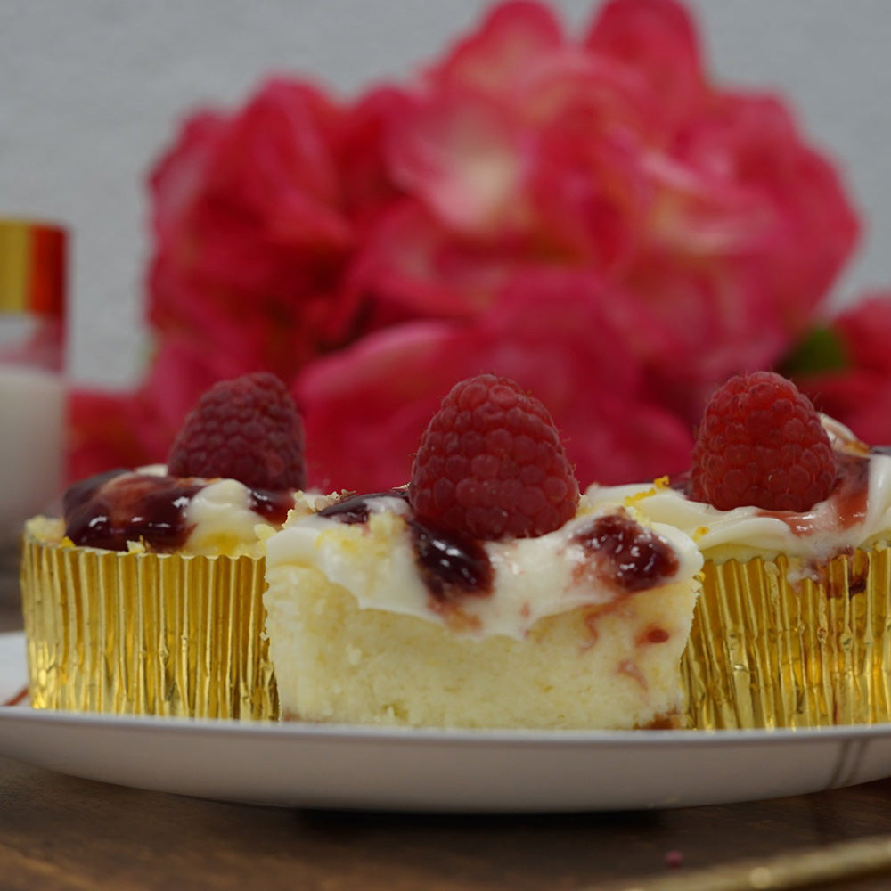 Lemon Raspberry Cheesecake Cupcakes